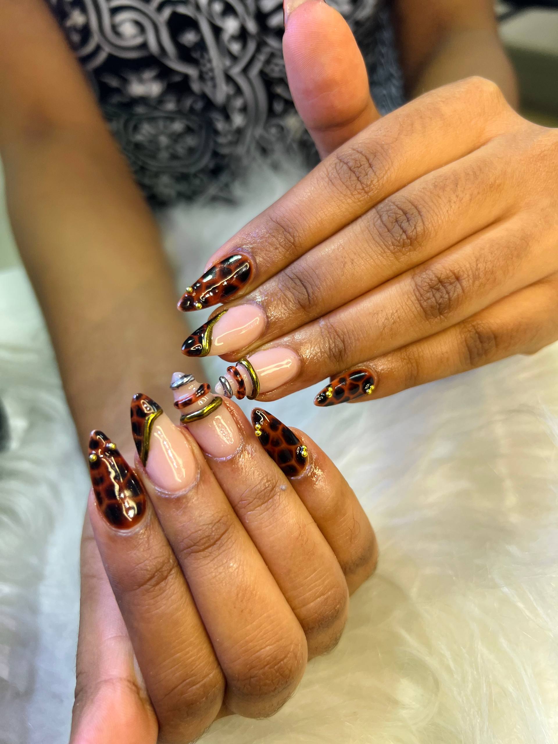 Tiyo Nail Art 2